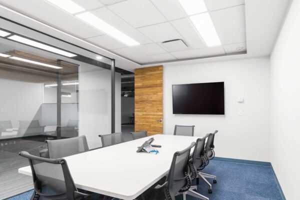 OWA 20mm Sinfonia Privacy mineral suspended ceiling tile installed in a meeting room, excellent sound insulation